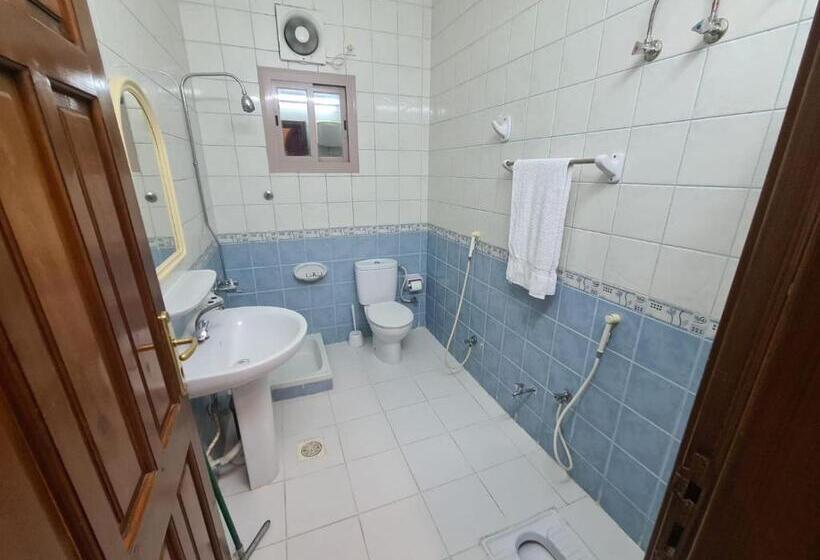 Apartamento 2 Dormitórios, شقق درة الصالحين