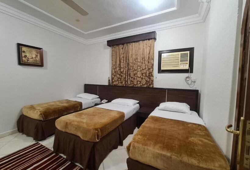 Apartamento 2 Dormitórios, شقق درة الصالحين