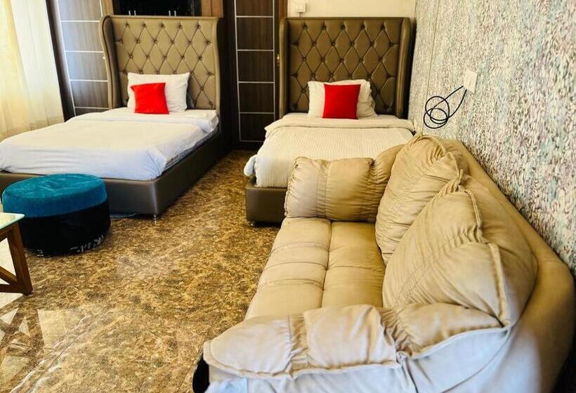 Семейный Номер, Airpor Tbillions Group Of Hotels