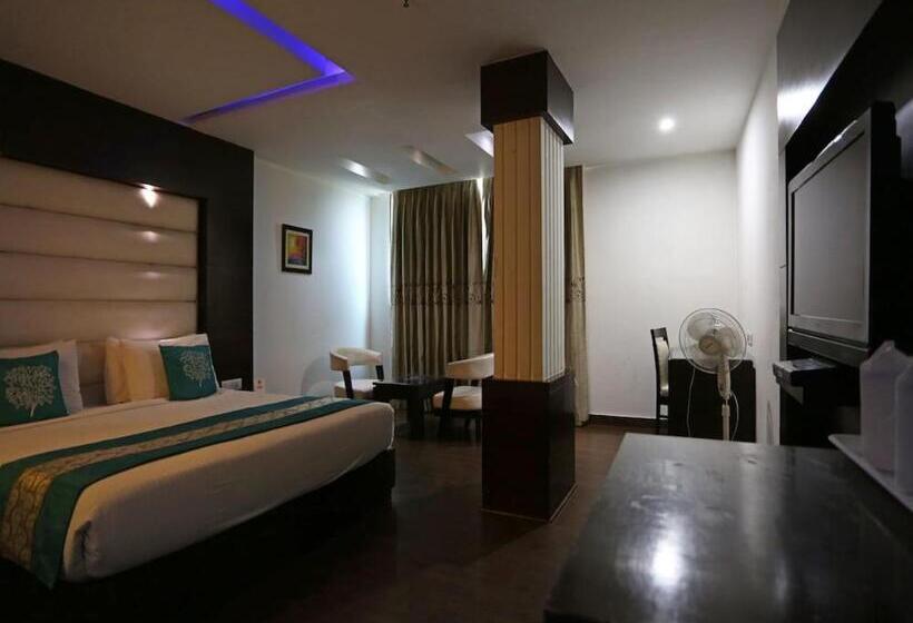 スタンダード４人部屋, Airpor Tbillions Group Of Hotels