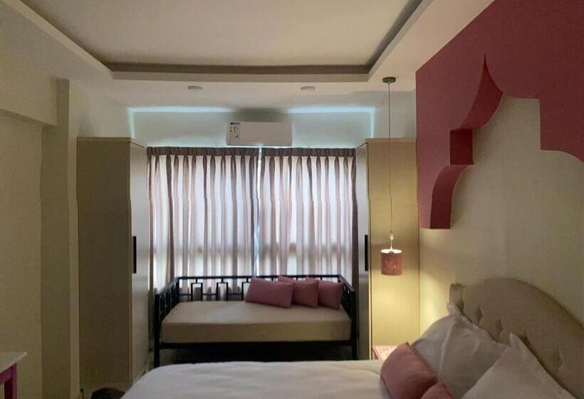 Economy Kamer, Amman Trail Hotel & Studios