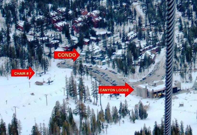 شقة غرفة واحدة, Cozy Ski Chalet   Only 120 Yds To Lift! King Bed