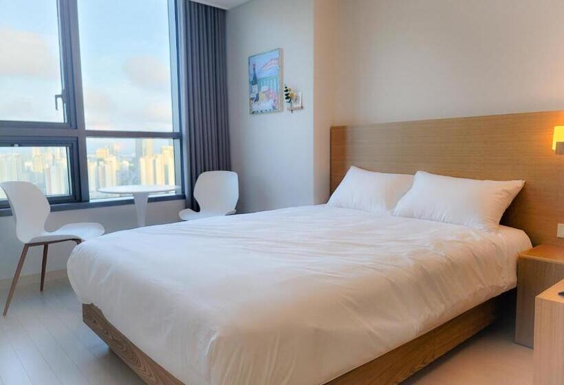 Quarto Estandar, Dahlbit Stay