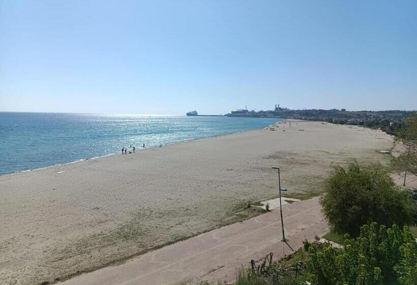 شقة غرفة واحدة مطلة على البحر, Deni̇z Yildizi