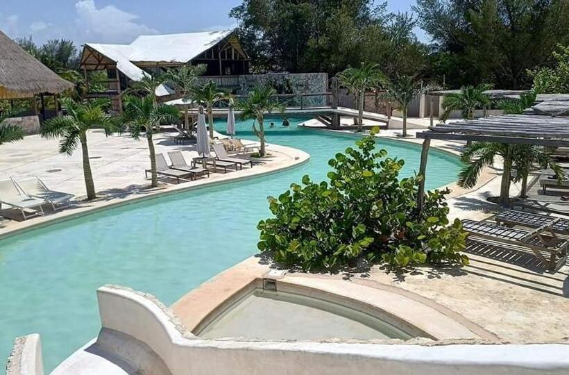 プールビュースタンダードルーム, Cabañas Perla Escondida