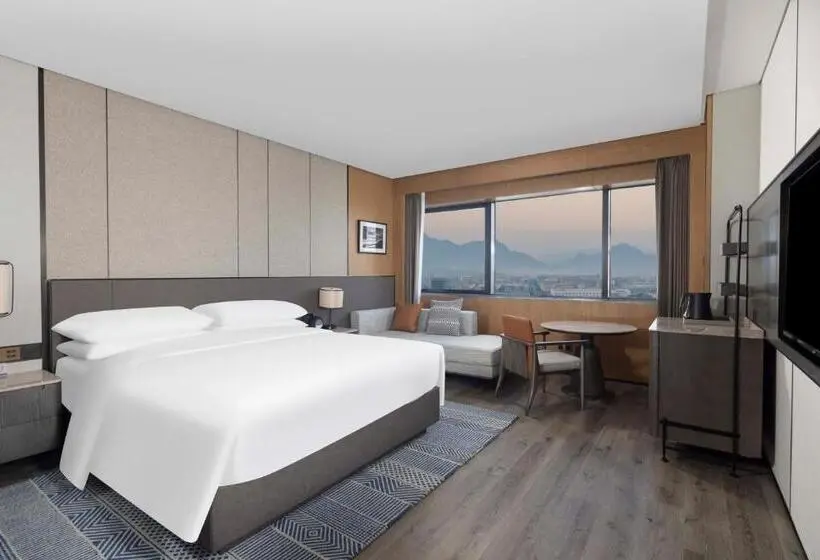 景色の見えるデラックスルーム, Sheraton Pujiang