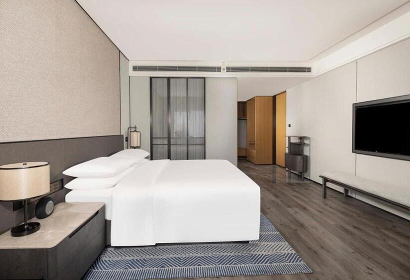 클럽 룸 킹침대, Sheraton Pujiang