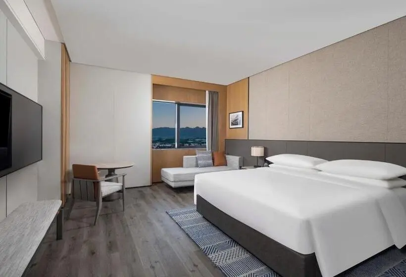 キングサイズベッドのクラブルーム, Sheraton Pujiang