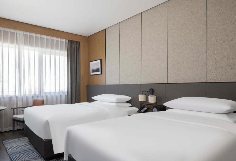 스탠다드 룸 더블 침대 2개, Sheraton Pujiang