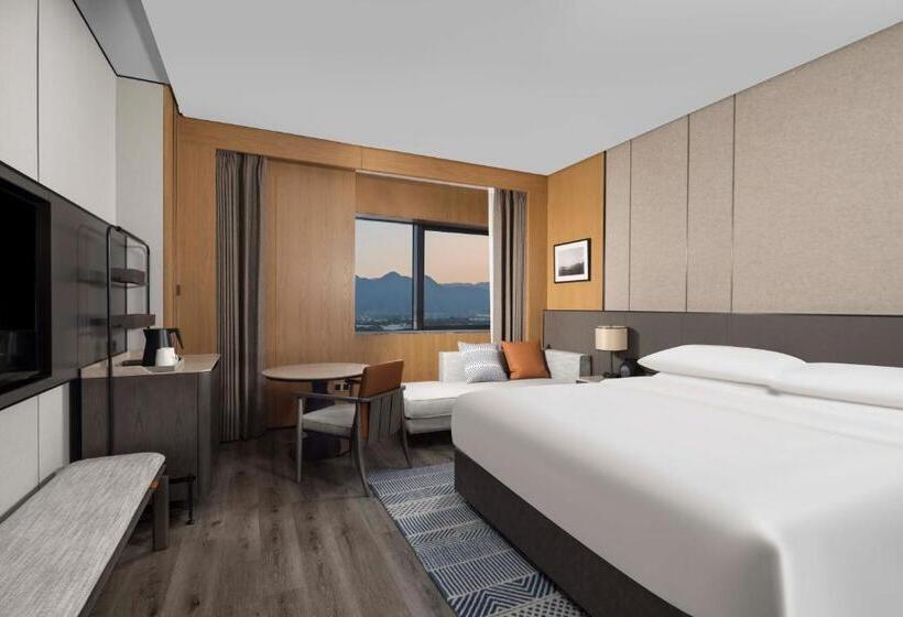 اتاق استاندارد با تخت بزرگ, Sheraton Pujiang