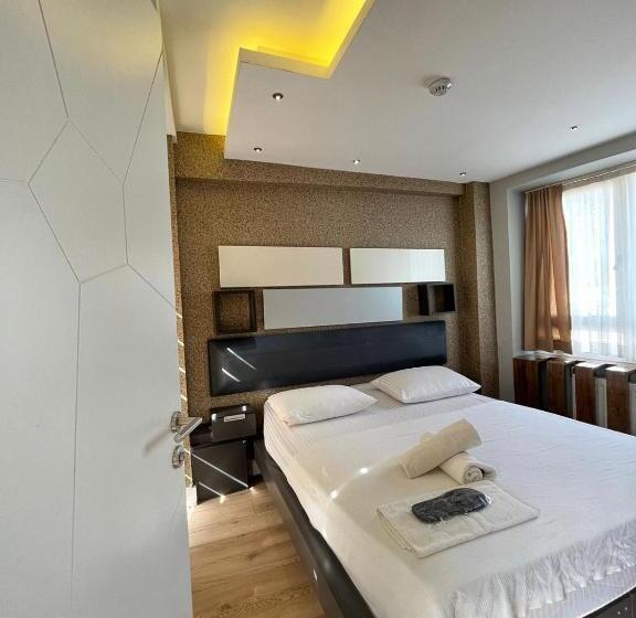 Люкс 2 Спальни, The Sisli Luxury Corner Suit