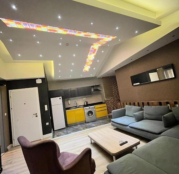 带3个卧室的套间, The Sisli Luxury Corner Suit