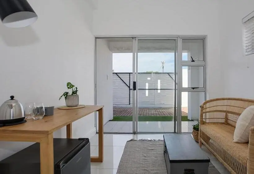 Comfort-huone, 19 Beach Road