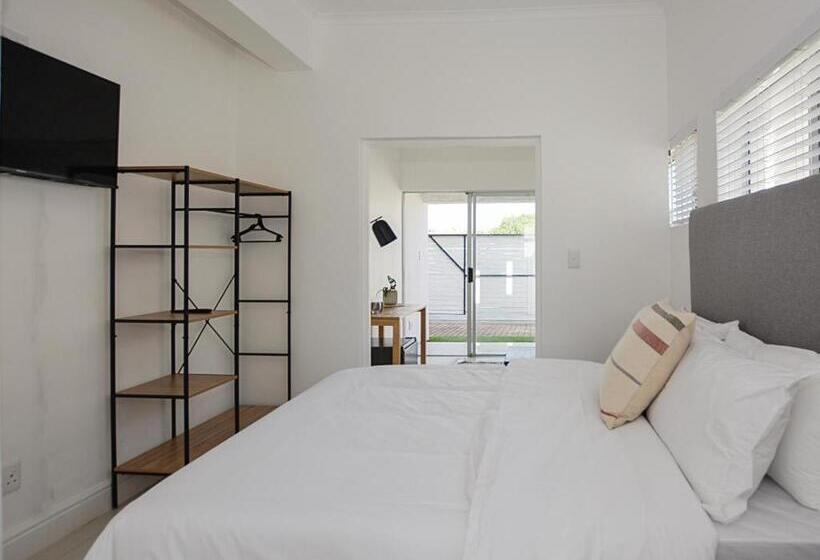 Номер Комфорт, 19 Beach Road