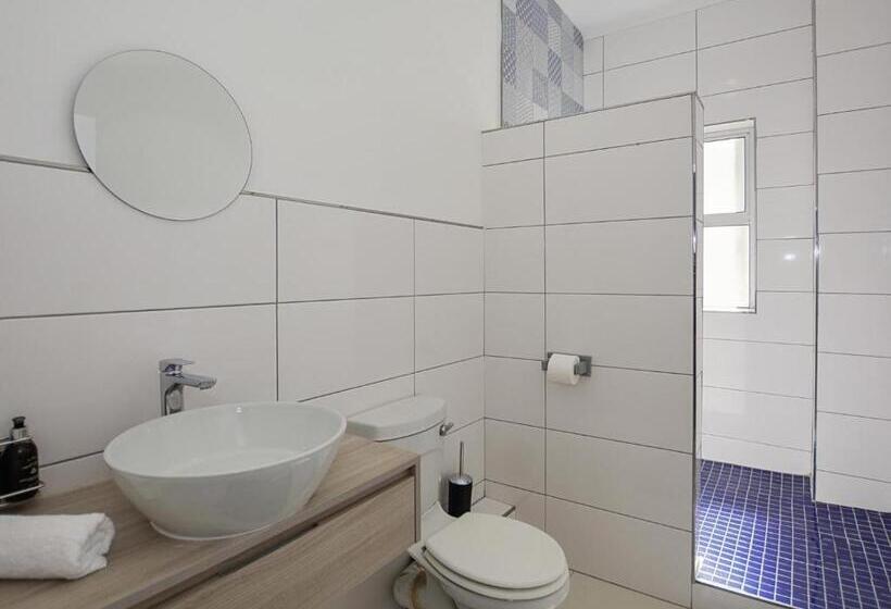 غرفة كومفورت, 19 Beach Road