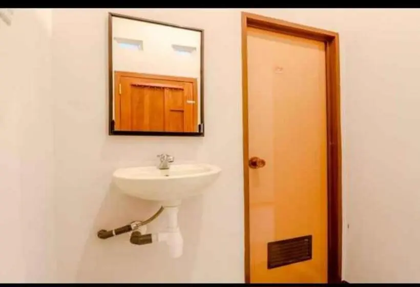 اتاق استاندارد, Guest House Nusa Indah Batu Malang