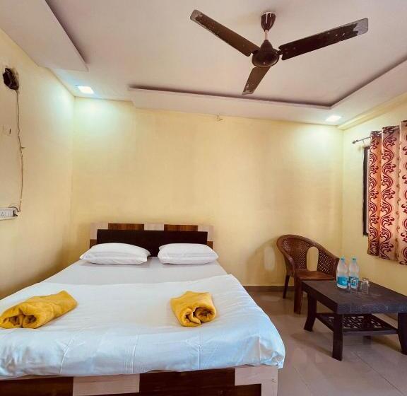 חדר אקונומי, Namaste Nirvana Guest House