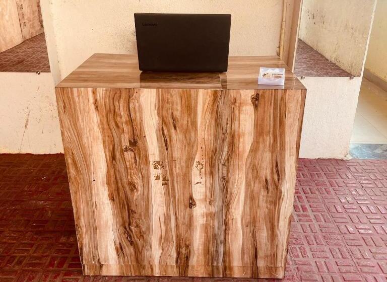 חדר אקונומי, Namaste Nirvana Guest House