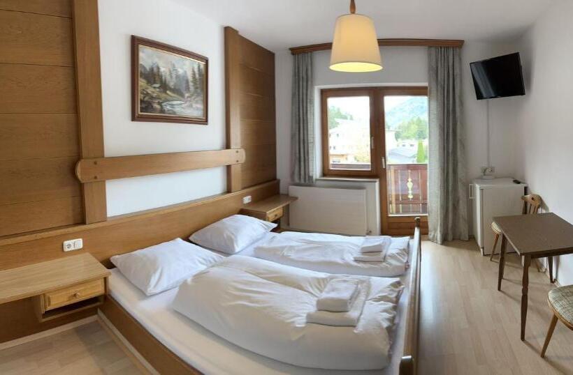 マウンテンビュースタンダードルーム, Pension Kaiserstubn