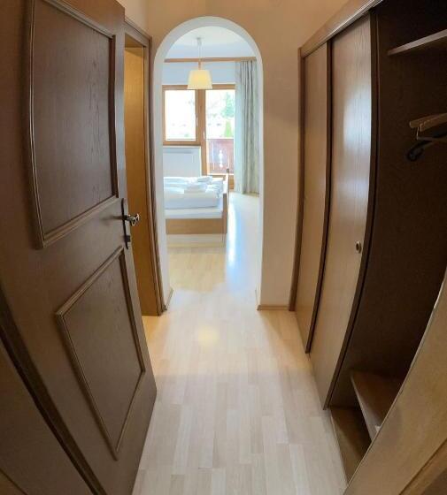 マウンテンビュースタンダードルーム, Pension Kaiserstubn