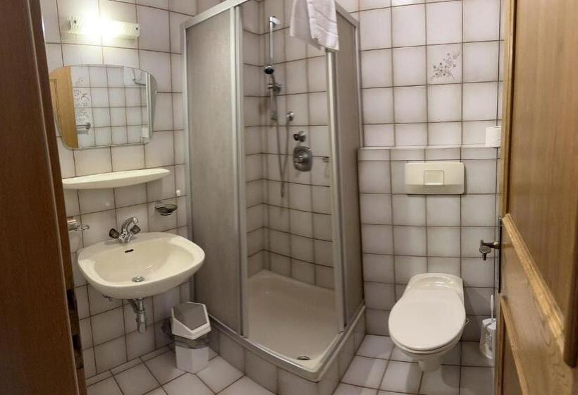 マウンテンビュースタンダードルーム, Pension Kaiserstubn