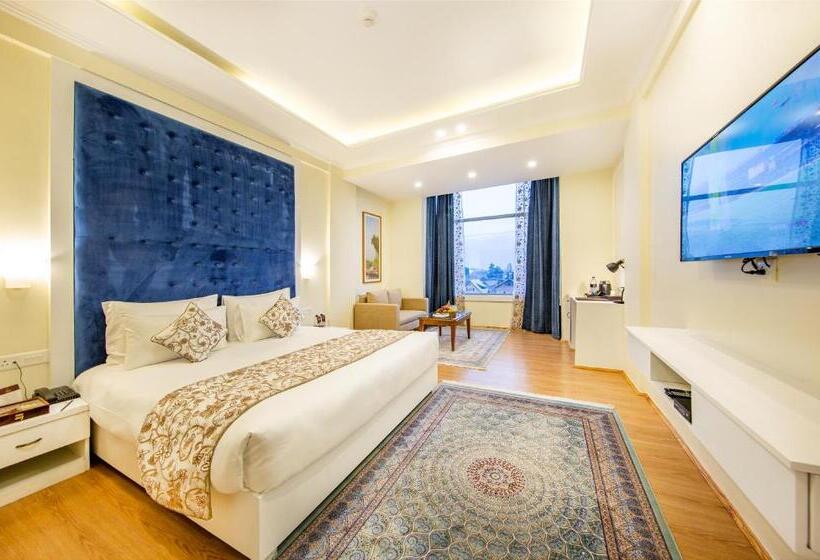 Номер Deluxe, Arco Hotels And Resorts Srinagar