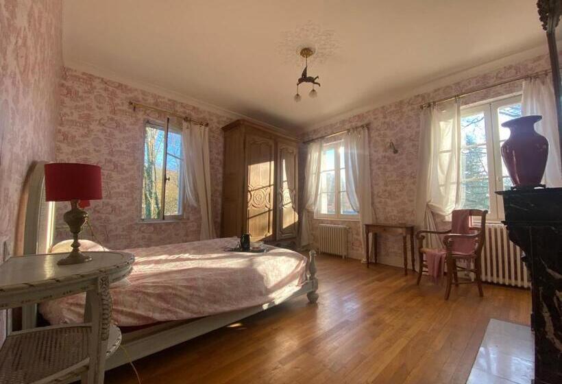 ファミリールーム, Château De Roberville