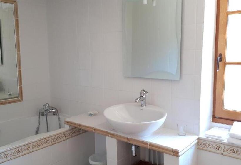 家庭山景房, Domaine De Montvianeix