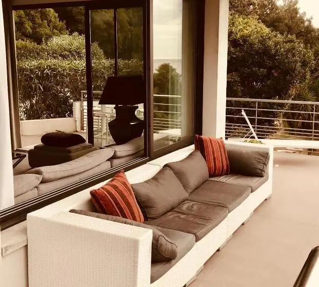 Villa 1 Soveværelse Havudsigt, Villa Hirondelles 35