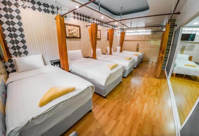 家庭房间共用浴室, Happy Garden Resort Betong