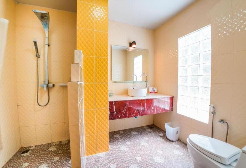 豪华房间, Happy Garden Resort Betong