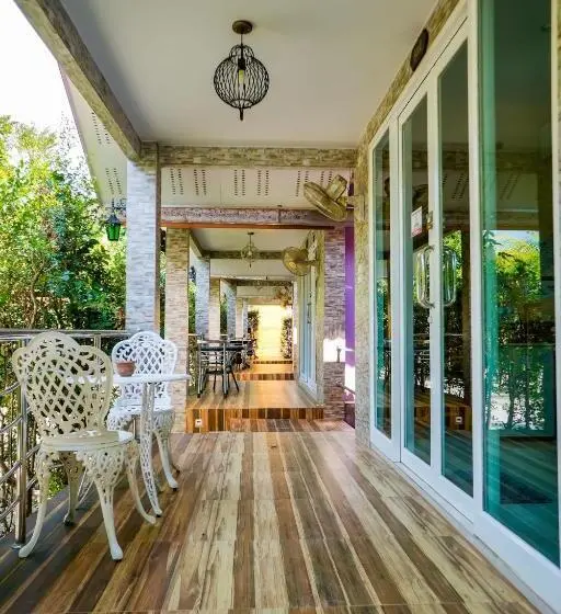 シャレー・スペリアー1寝室, Happy Garden Resort Betong