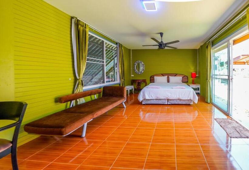 Номер Deluxe с Балконом, Happy Garden Resort Betong