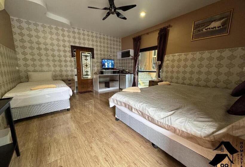 高级三人间, Happy Garden Resort Betong