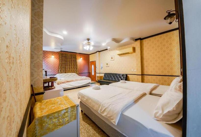 四人标准间, Happy Garden Resort Betong