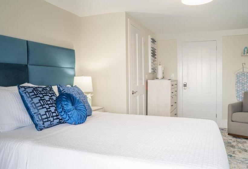 Номер Стандарт Вид на Море с Балконом, 935 Ocean, A Beachside Inn