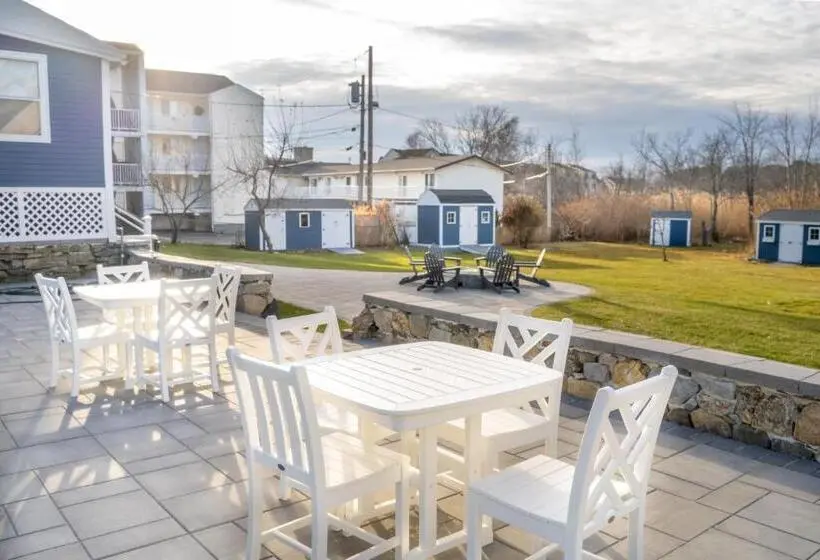 オーシャンビュージュニアスイート, 935 Ocean, A Beachside Inn