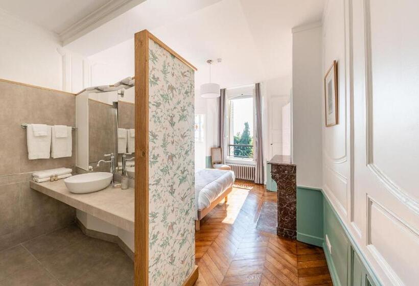 غرفة قياسية مطلّة علي الحديقة, Château De Bonaventure