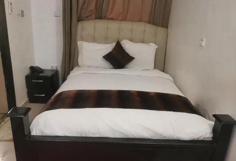 اتاق اکونومی, Enclave Hills