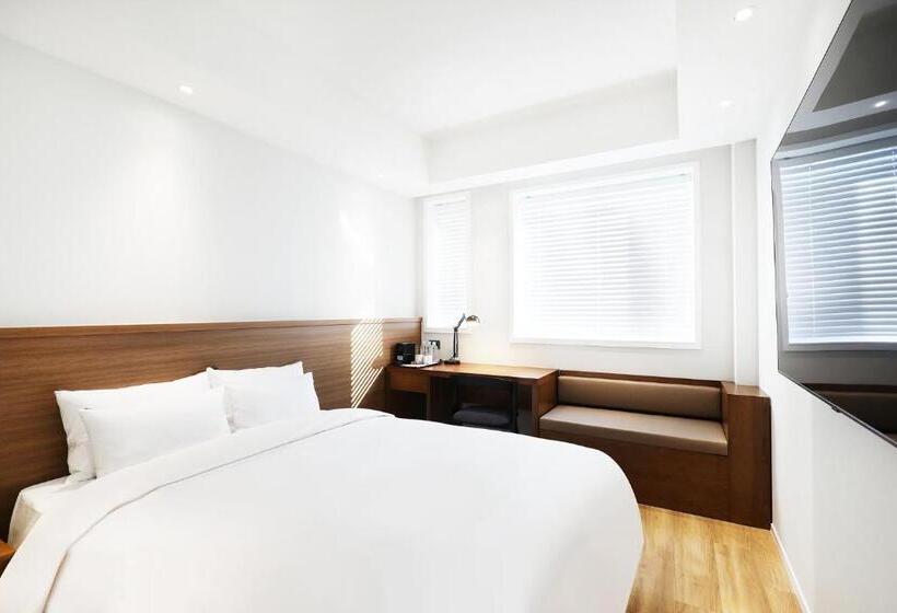 Habitació Estàndard, Gran