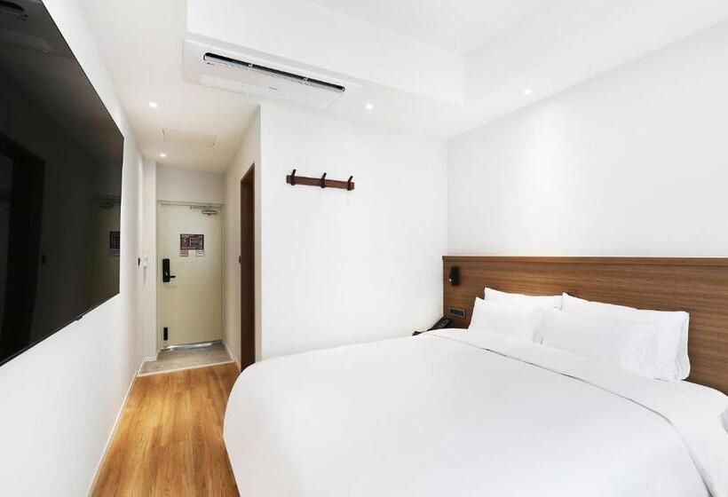 Habitació Estàndard, Gran