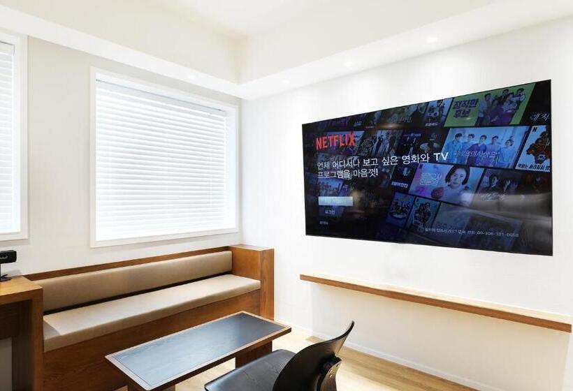 Habitació Estàndard, Gran