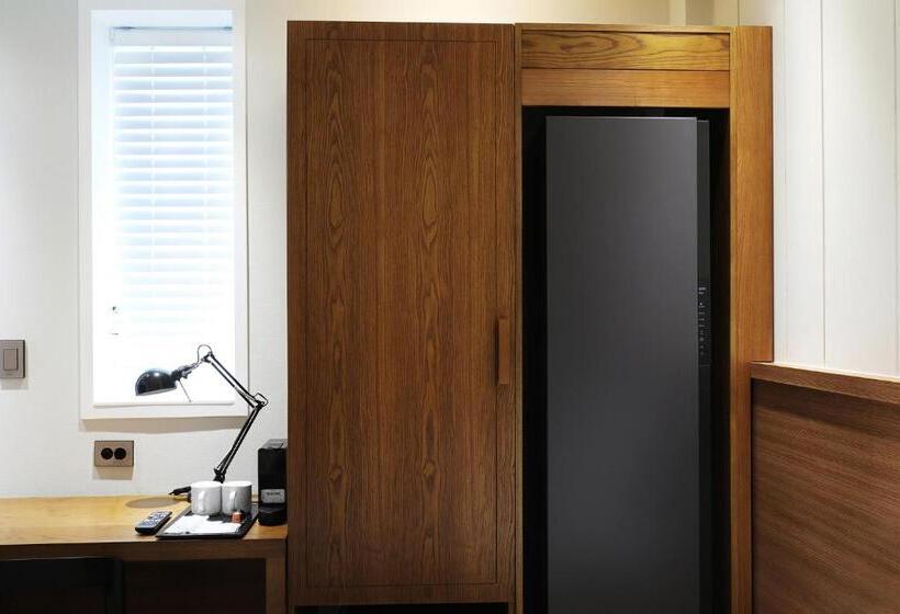 Habitació Estàndard, Gran