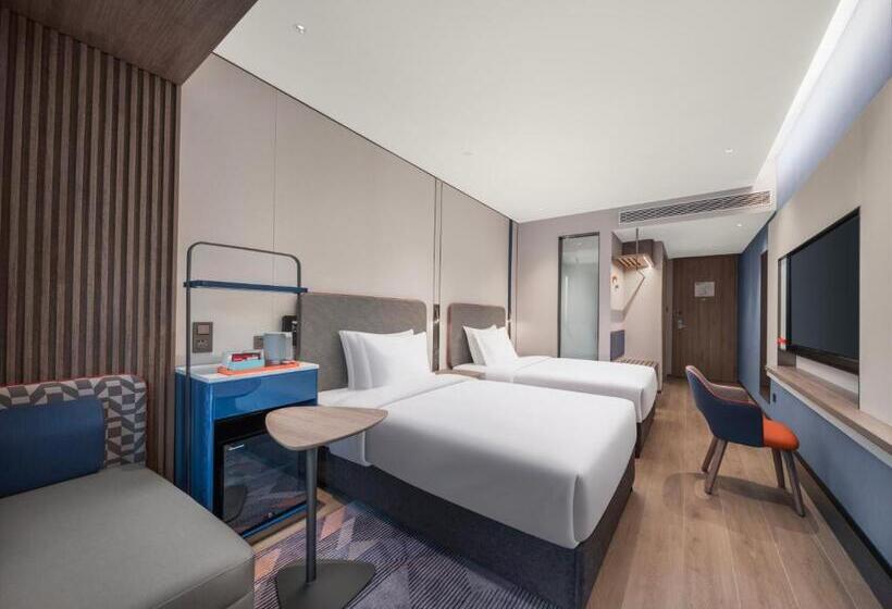 스탠다드 도시전망 룸, Holiday Inn Express Shanghai Hongqiao Linkong, An Ihg