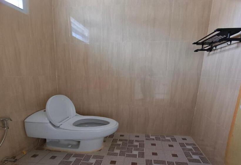 اتاق استاندارد, Oyo 93207 Merah House