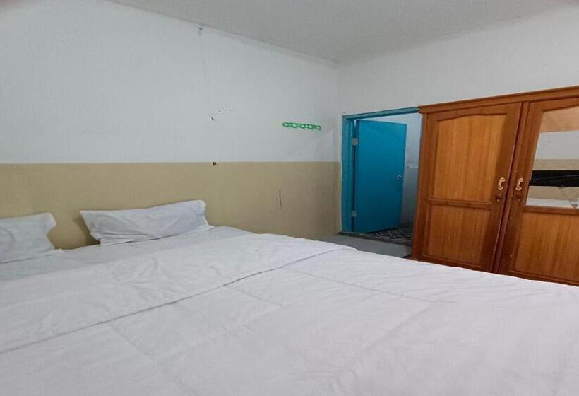 اتاق استاندارد, Oyo 93207 Merah House