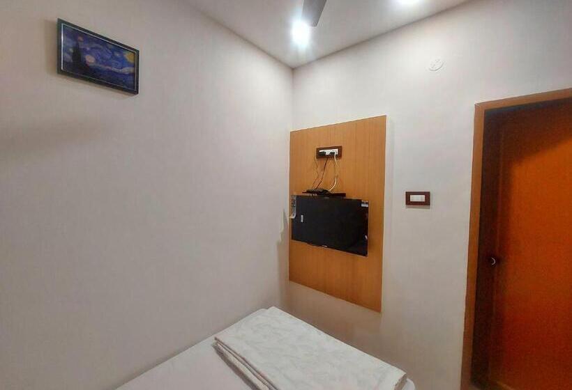 חדר סטנדרט יחיד, Sunshine & Restaurant