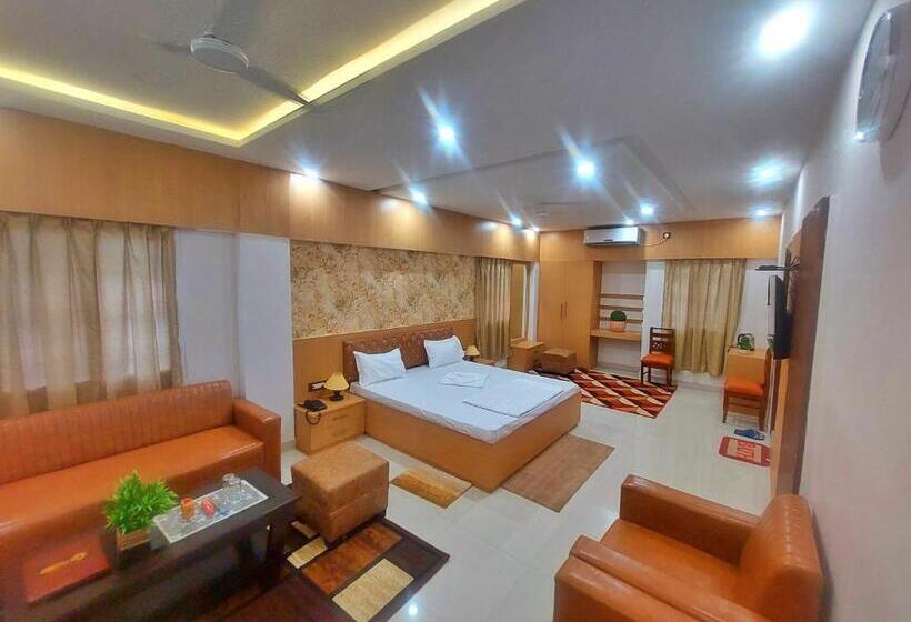 סוויטה, Sunshine & Restaurant