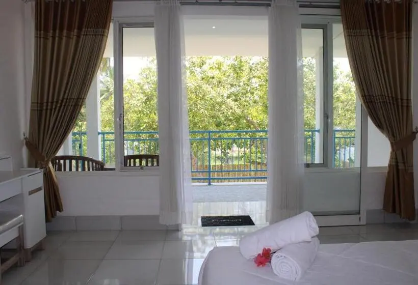 Standard-huone Parveke, Turtle House Lombok