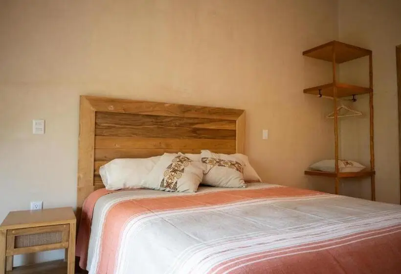 استودیو استاندارد با بالکن, Yax Kiin Casa Boutique